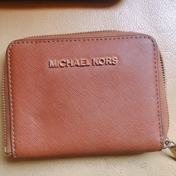 michael kors wallet saffiano